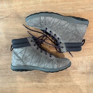 Duluth Steel Creek Ankle Boots